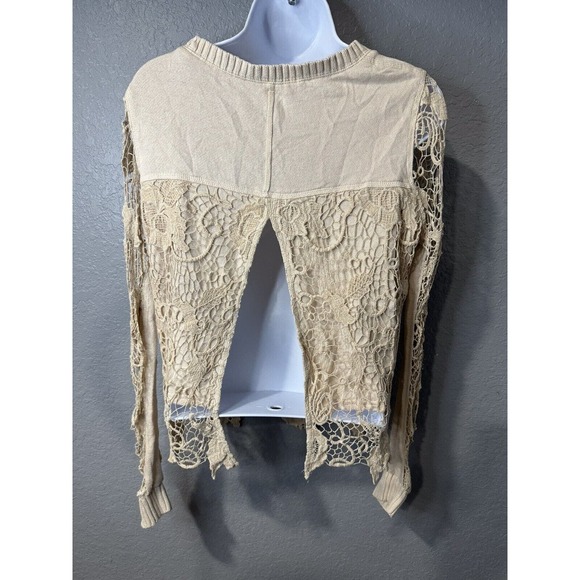 Free People Cream Long Sleeve Lace Overlay Round Neck Sweater Size XS - Picture 2 of 6